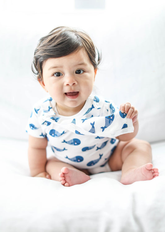 Smart Short Sleeve Baby Bodysuit - Blue Whale
